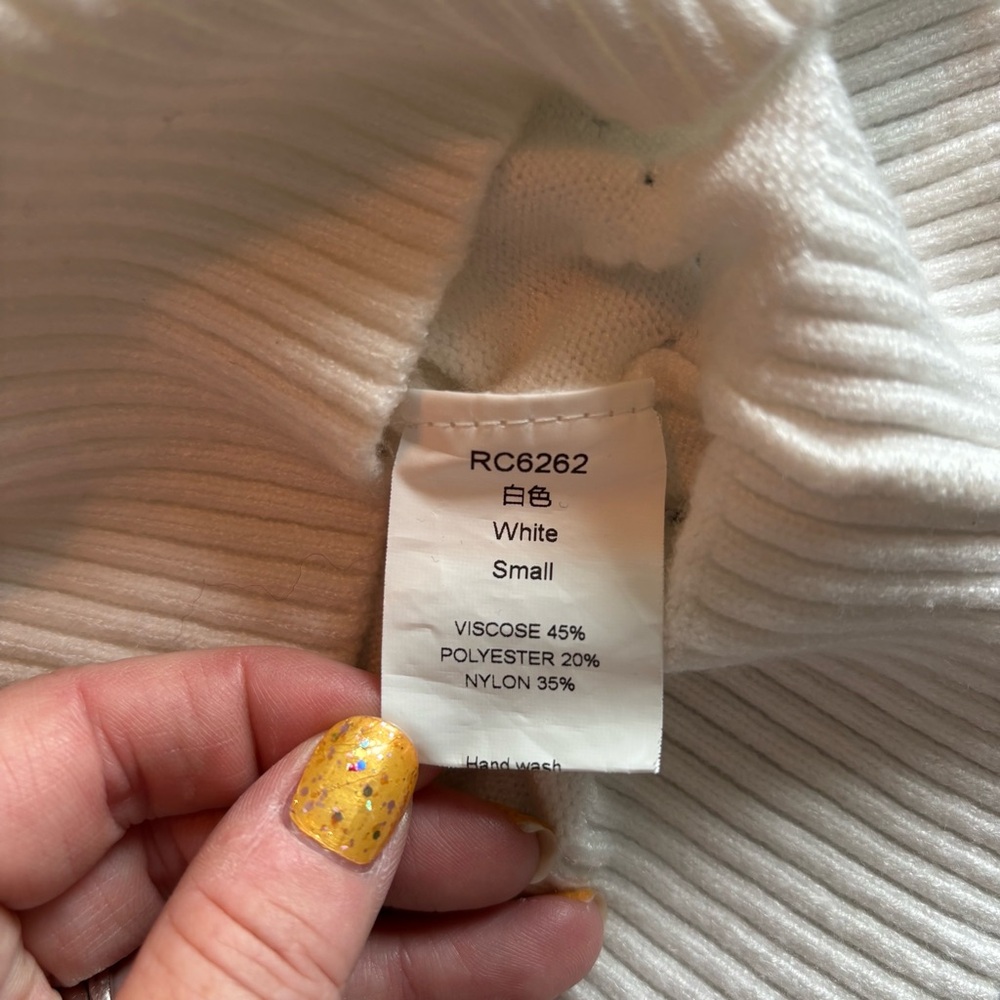 Vintage Classic White Puff Sleeve Short Sleeve Soft Sweater Semi-fitted EUC S - Picture 3 of 5